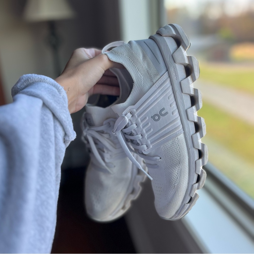 Women’s Size 8 OnCloud CloudSwift 3 Shoes